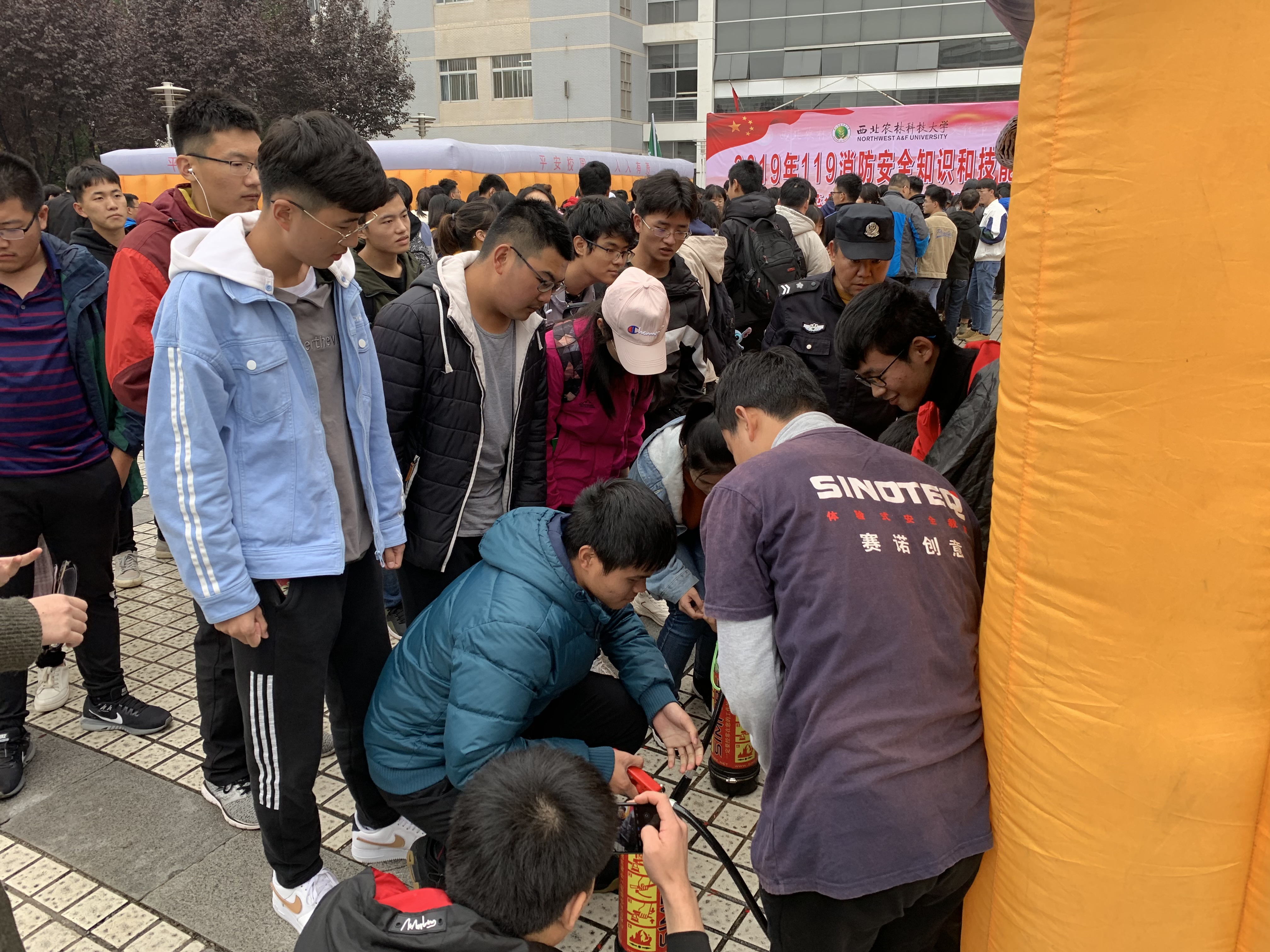 2d2d0853c2684be0ae318e945f60988f.jpg 2d2d0853c2684be0ae318e945f60988f.jpg