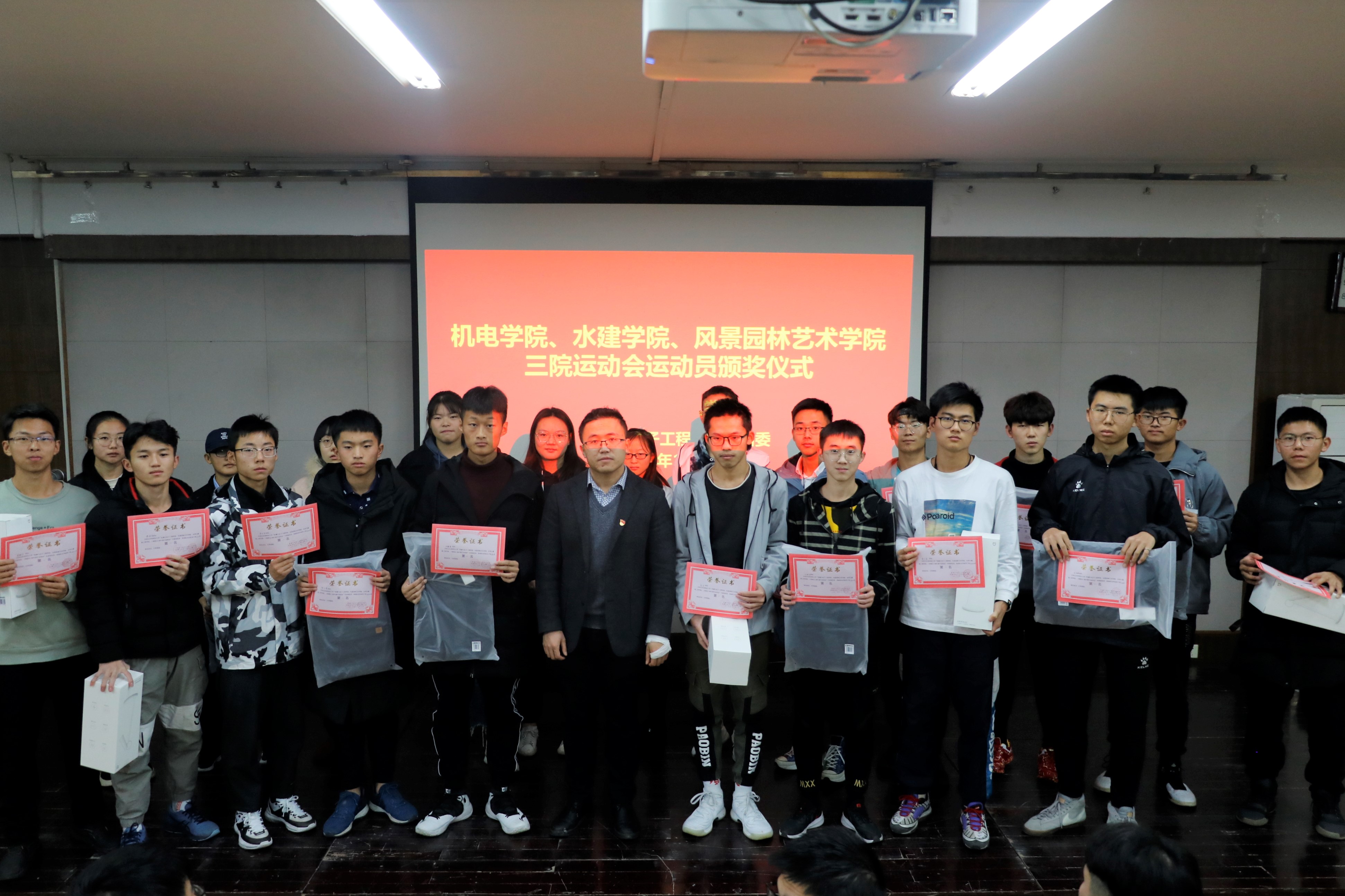 f117ce87f63249fb857515e740570065.jpg f117ce87f63249fb857515e740570065.jpg