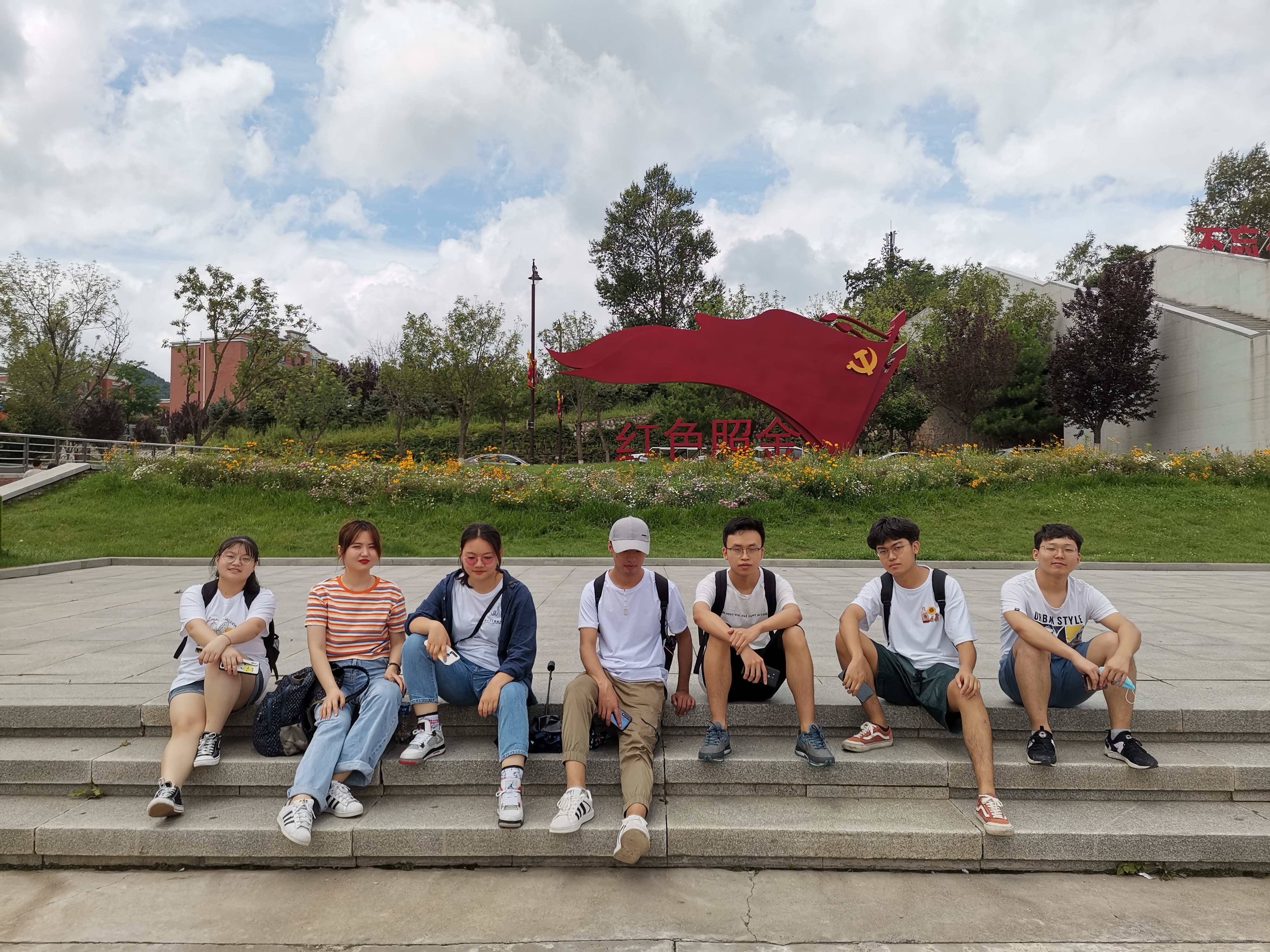 8db751a5268d409d91f26a1538ff36da.jpg 8db751a5268d409d91f26a1538ff36da.jpg