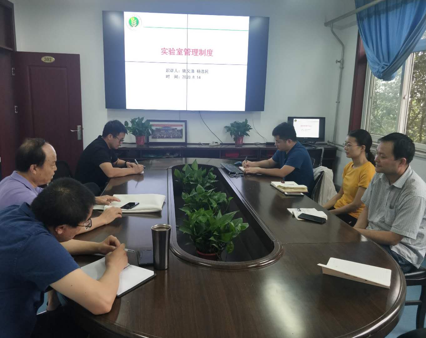 2e9e4361ddad446f979a78d013ac794e.jpg 2e9e4361ddad446f979a78d013ac794e.jpg