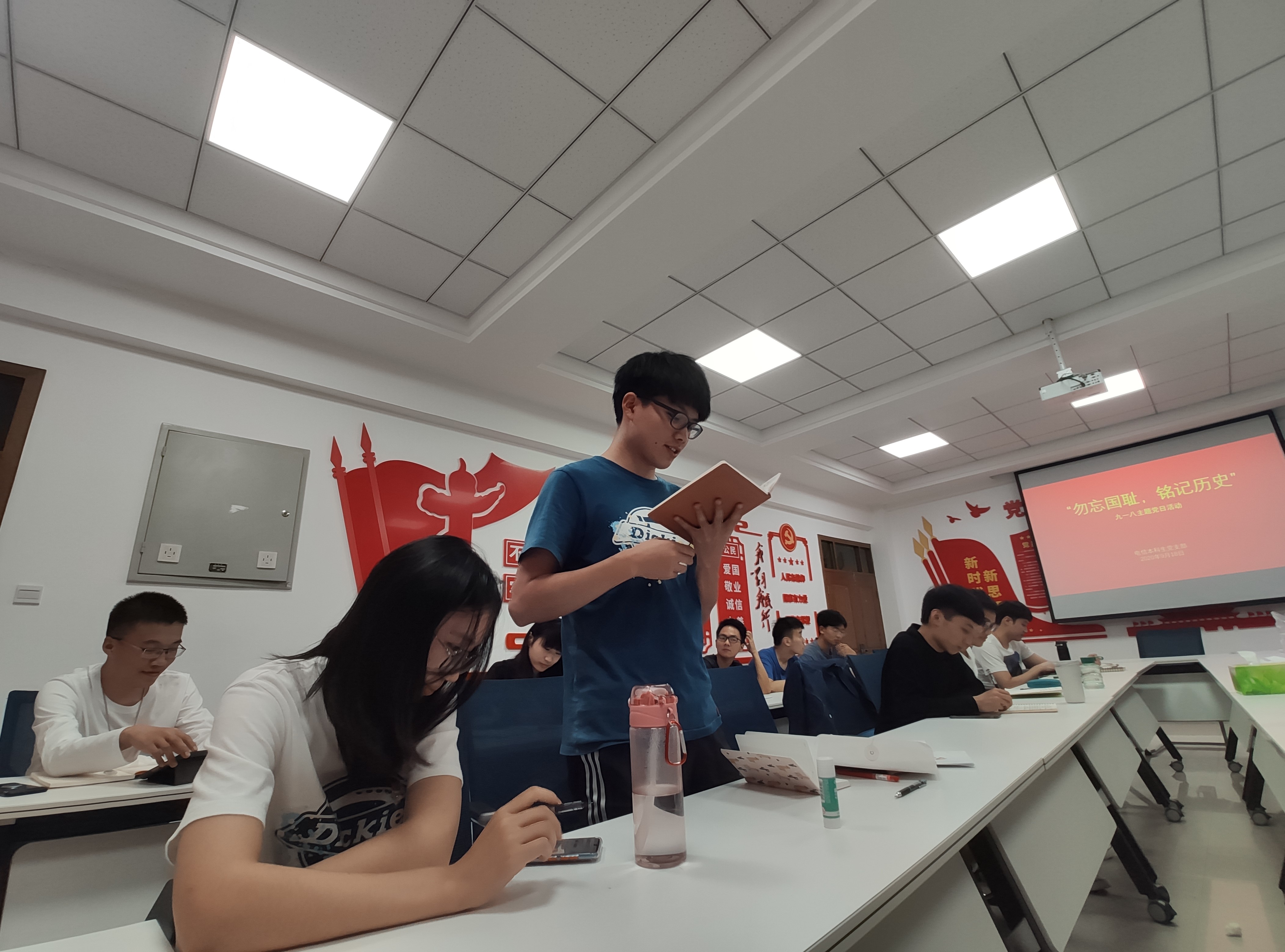 bc521c6cf1b24182902d70cca479d584.jpg bc521c6cf1b24182902d70cca479d584.jpg