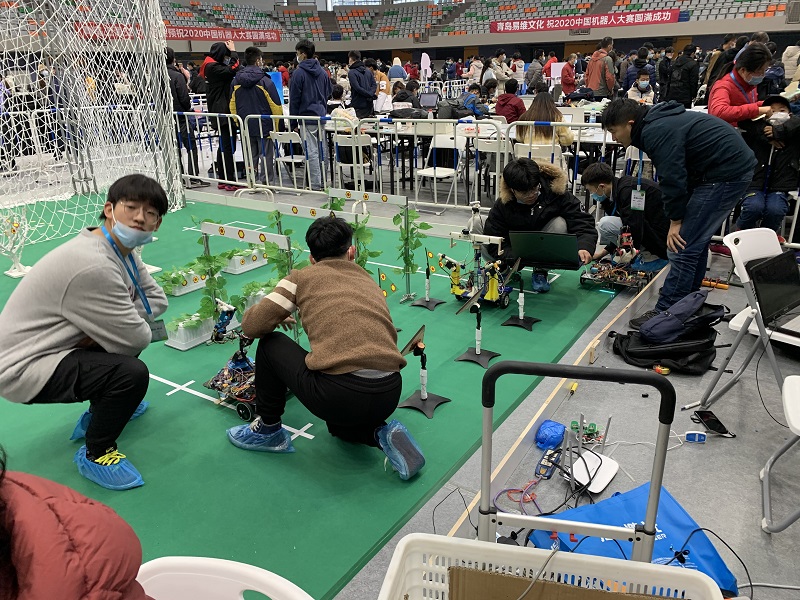 6ee50239e2304a4aa2c3480e2df5121d.jpg 2比赛调试.JPG