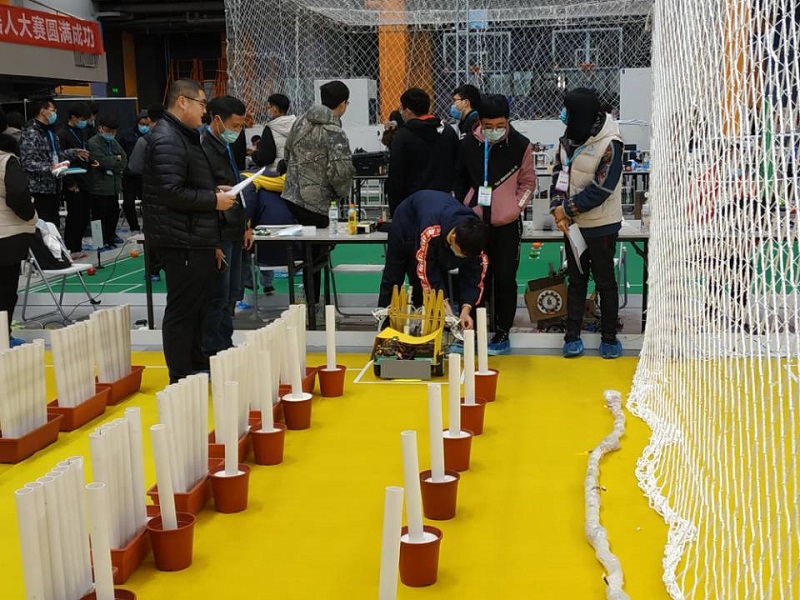 7434cc9aa0e0460fa383e391e6fd31cb.jpg 5比赛现场3.jpg