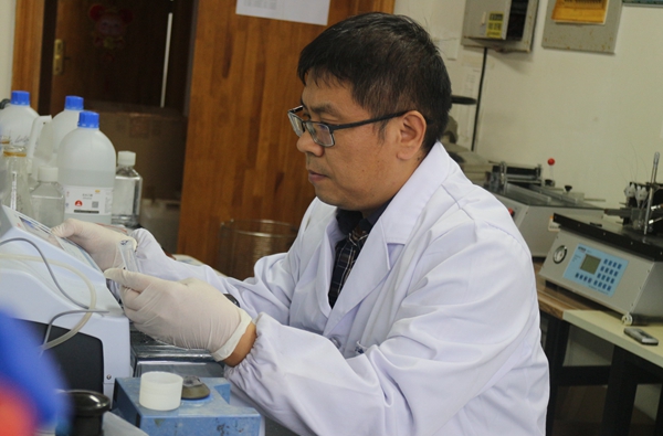 51b10ae6f94b4736be4bb7e6bda644b7.jpg 王建龙-工作照_副本.jpg