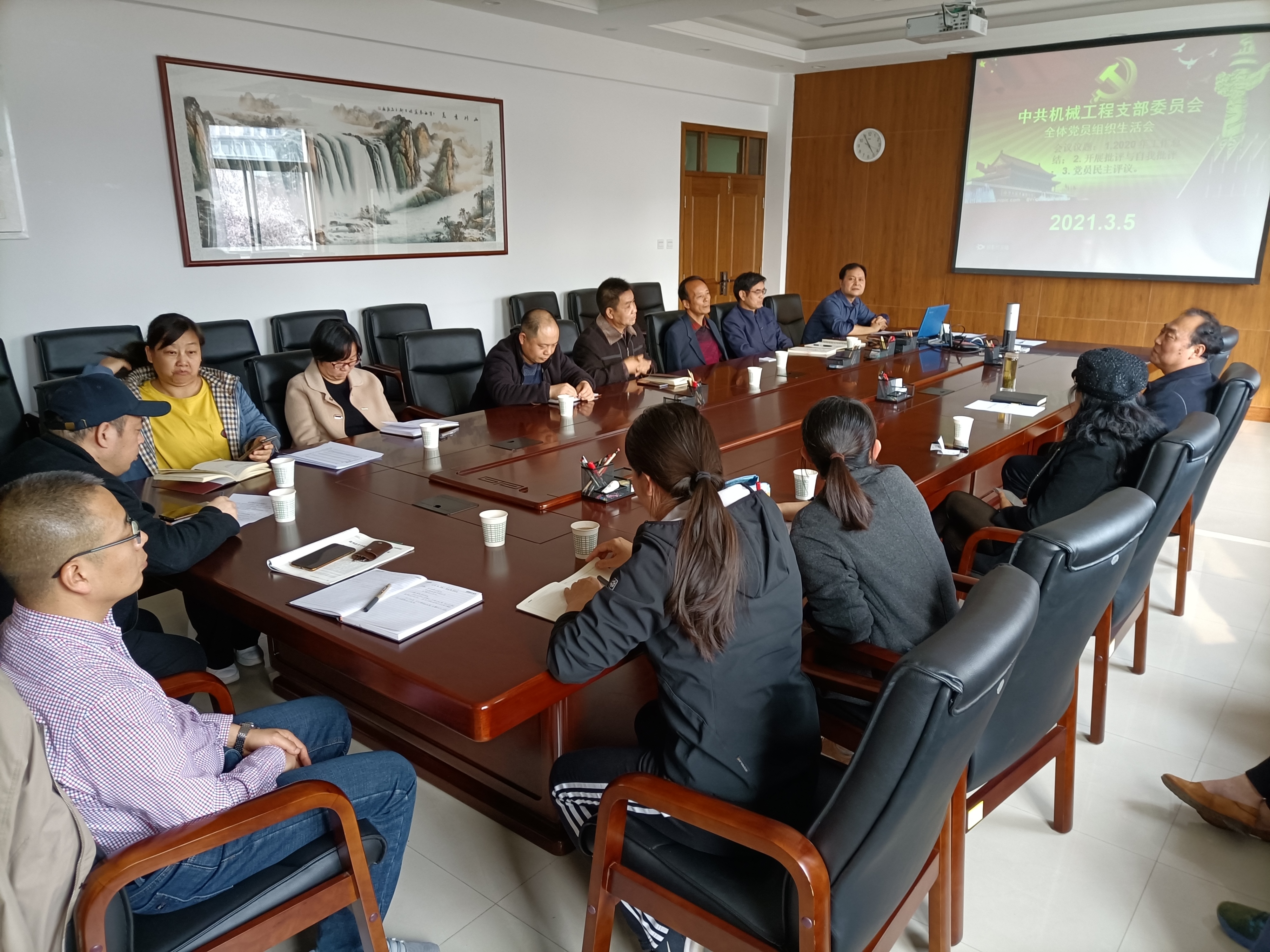 0e71e843075c4d5c95032a49535a80c1.jpg 0e71e843075c4d5c95032a49535a80c1.jpg