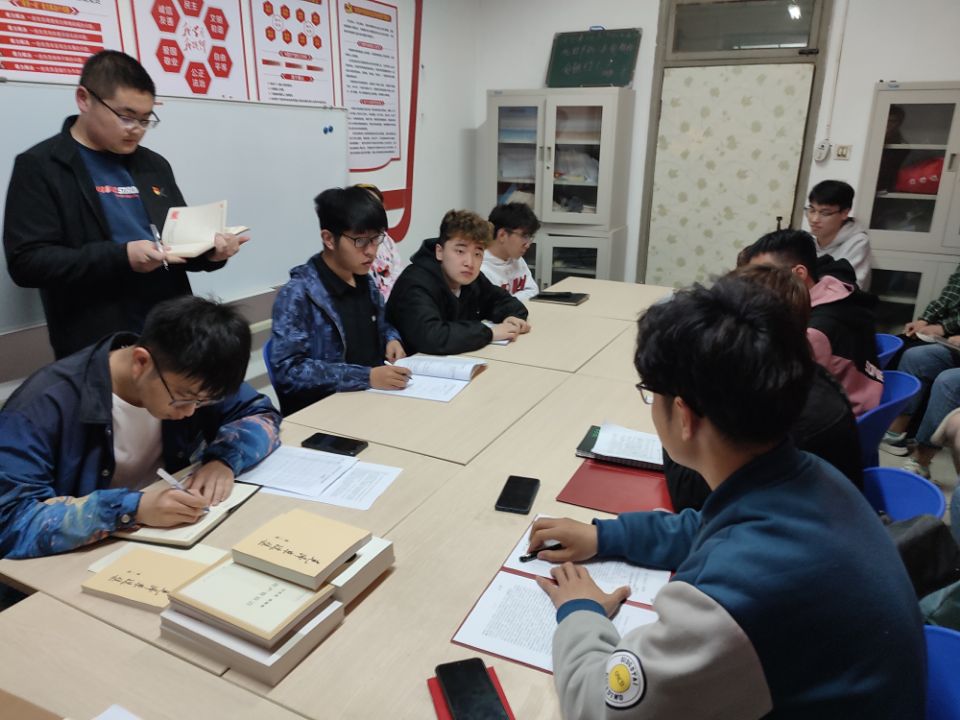 f5f7799fdabf4d2098a6954fb8e60d4e.jpg f5f7799fdabf4d2098a6954fb8e60d4e.jpg