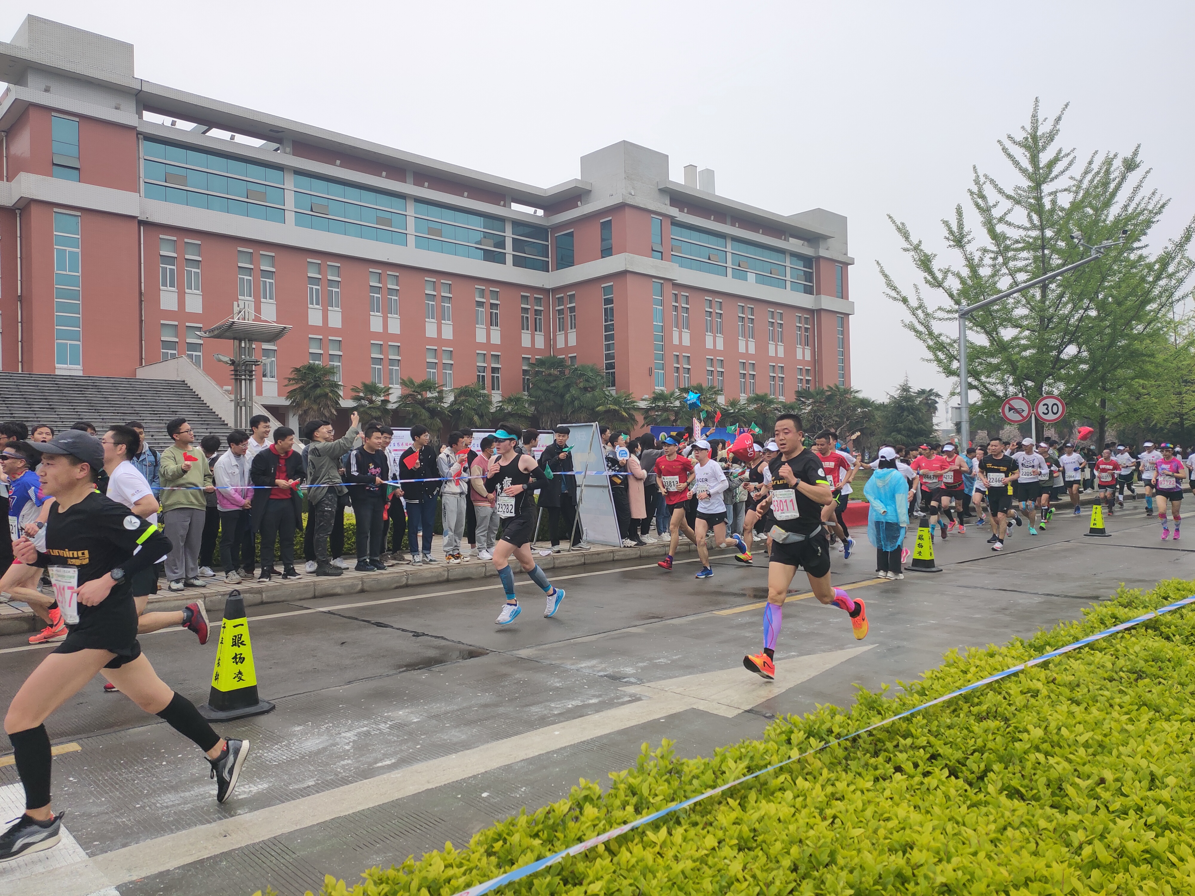 fa281043c45c465a8628318489a8c216.jpg fa281043c45c465a8628318489a8c216.jpg