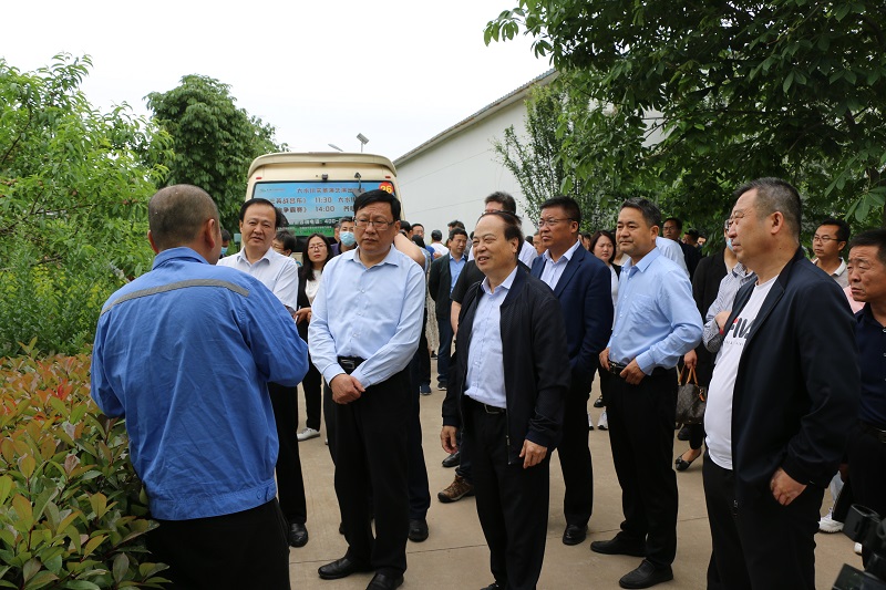 ca7f339203414f518c6ef5e1d3c83ac3.jpg 3.jpg