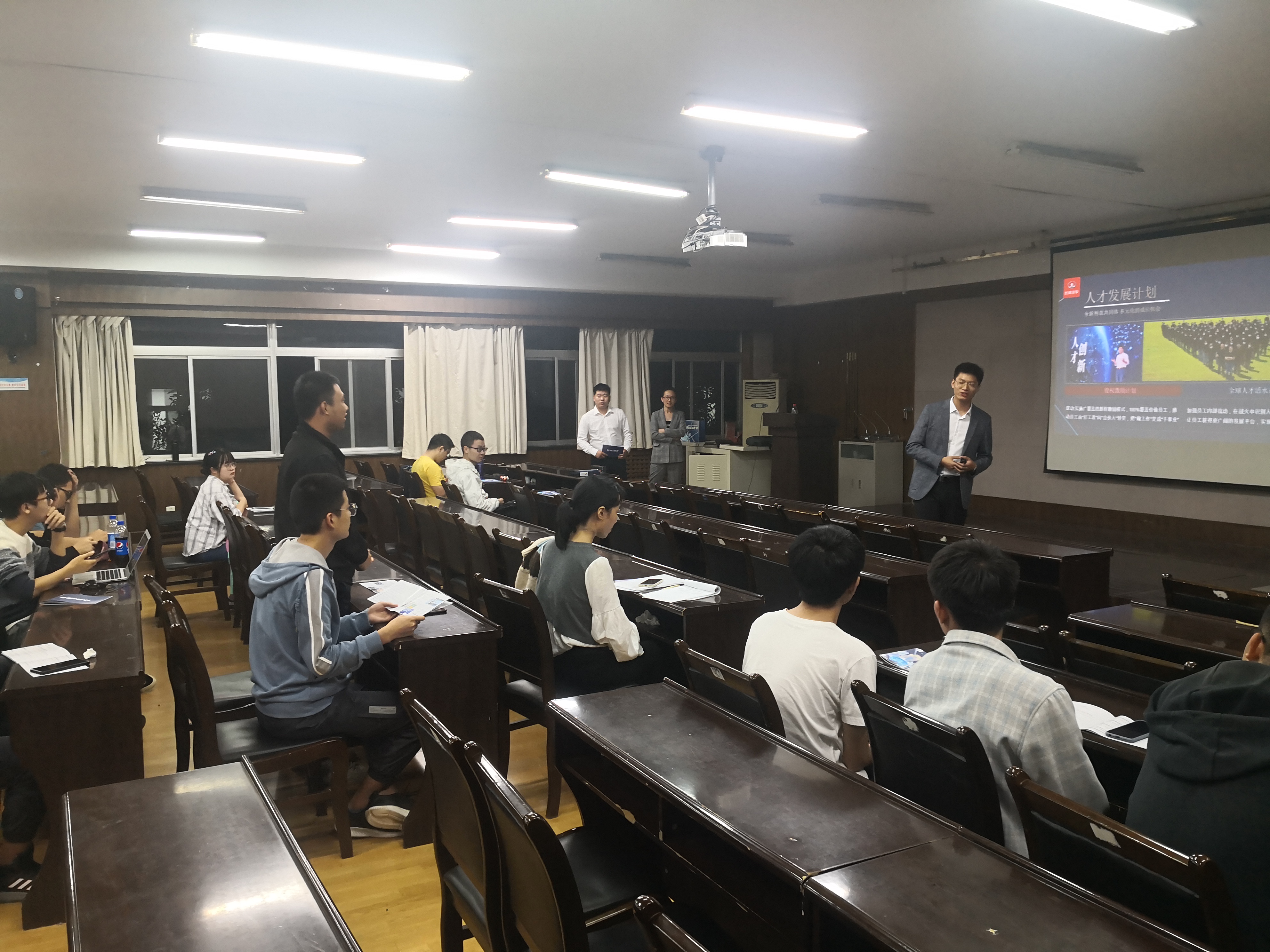 7f060a9e8a784394844ab45fd682d3e7.jpg IMG_20210924_195149.jpg