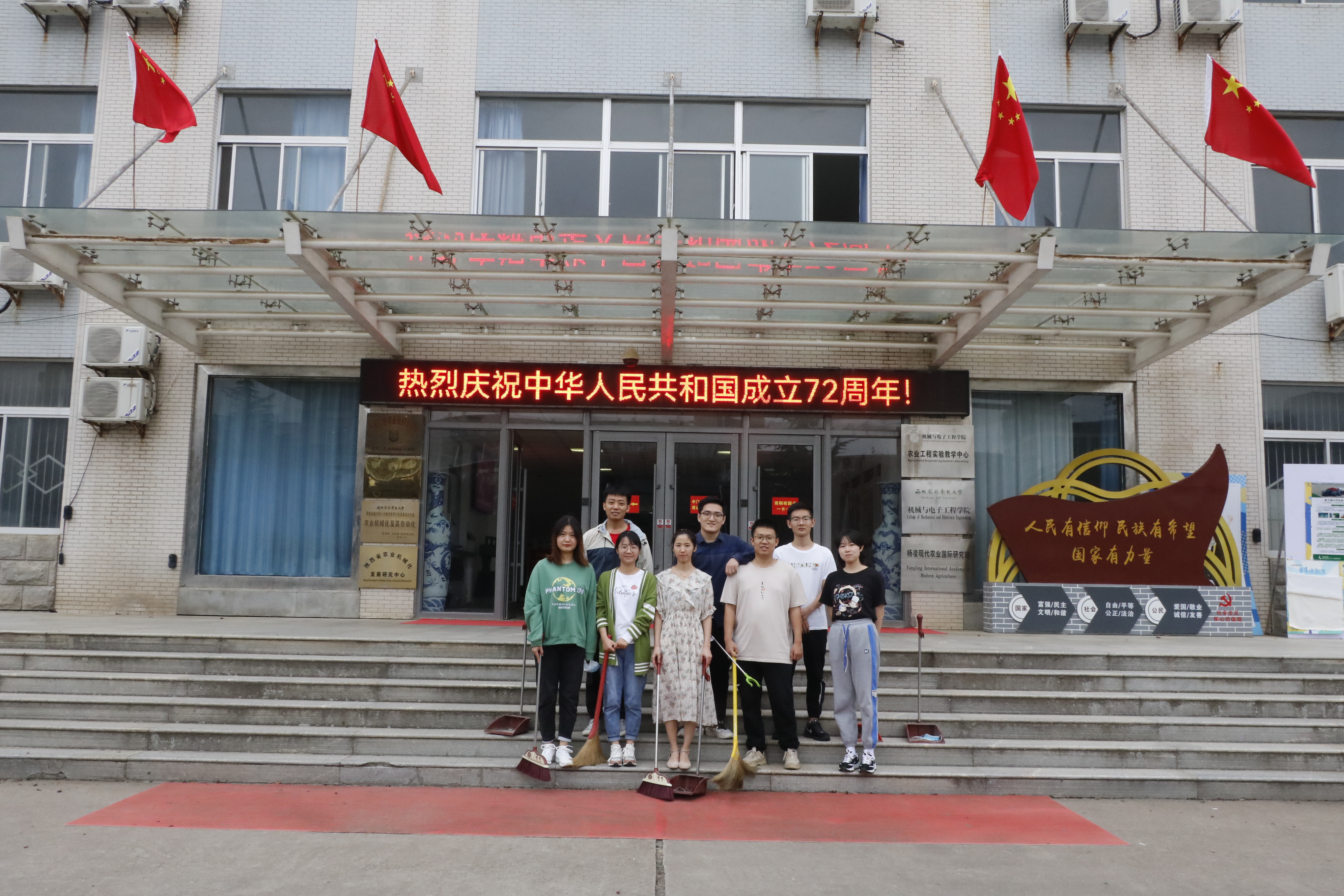 f813fb08a13f4ca1b3806944b2ca70de.jpg f813fb08a13f4ca1b3806944b2ca70de.jpg