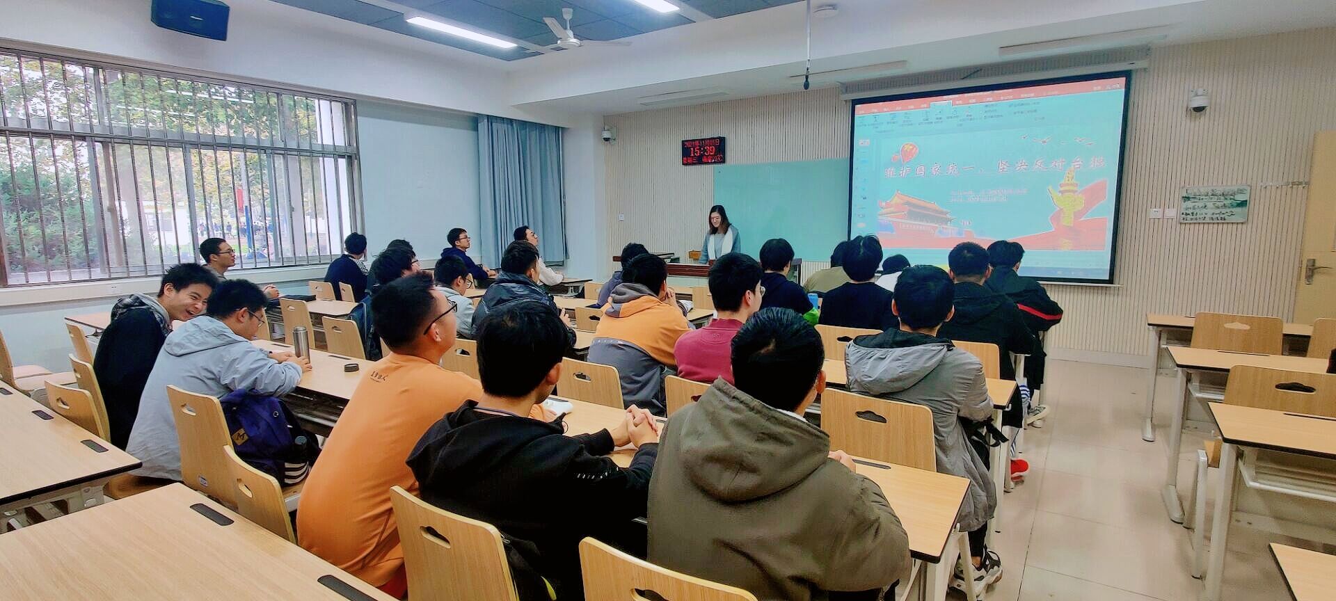 4e2b8ad423d5436f99fa27a32a2ad793.jpg 4e2b8ad423d5436f99fa27a32a2ad793.jpg