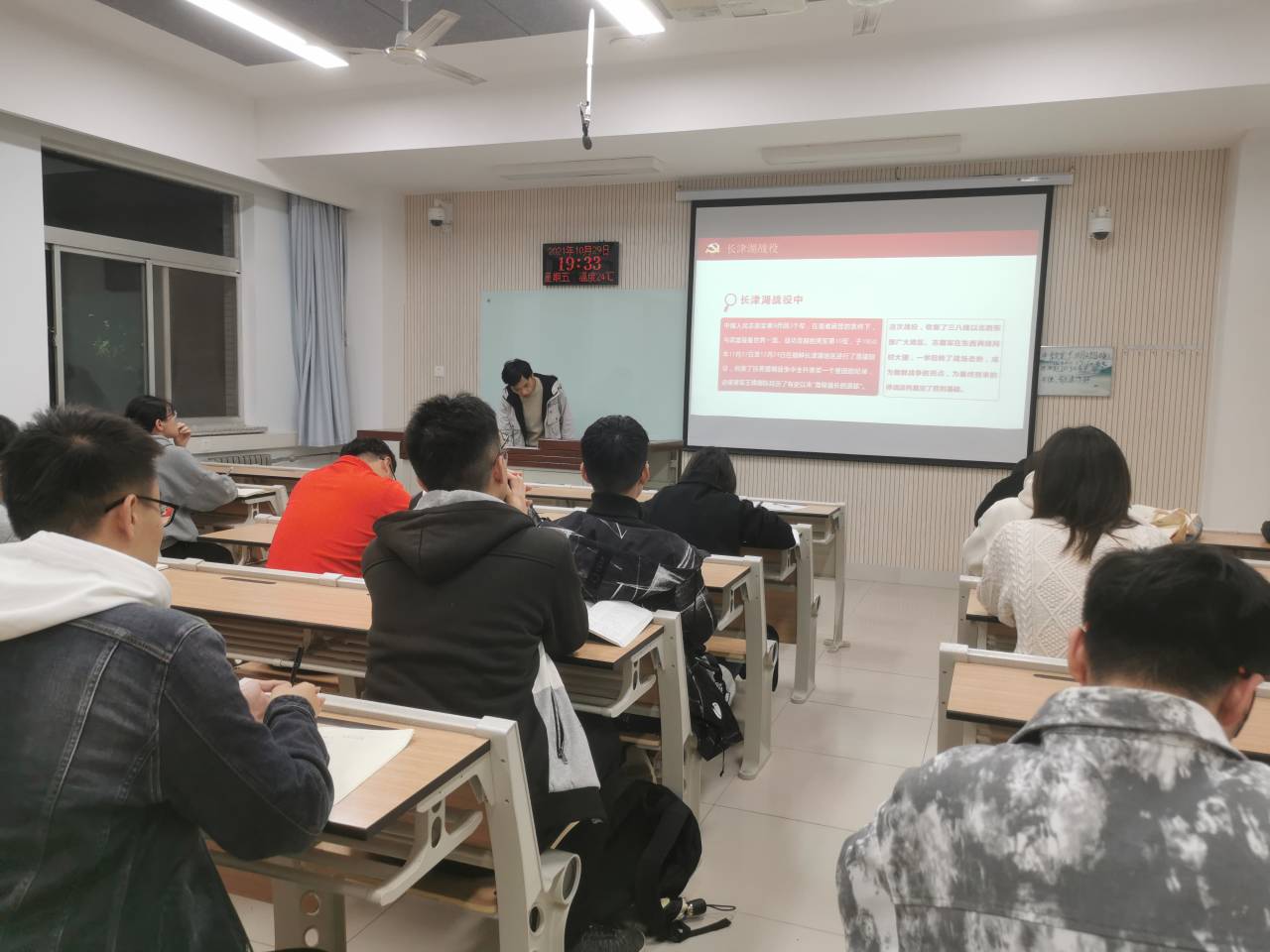 8b3a07bc1b0447b2bee7d0003186f676.jpg 8b3a07bc1b0447b2bee7d0003186f676.jpg