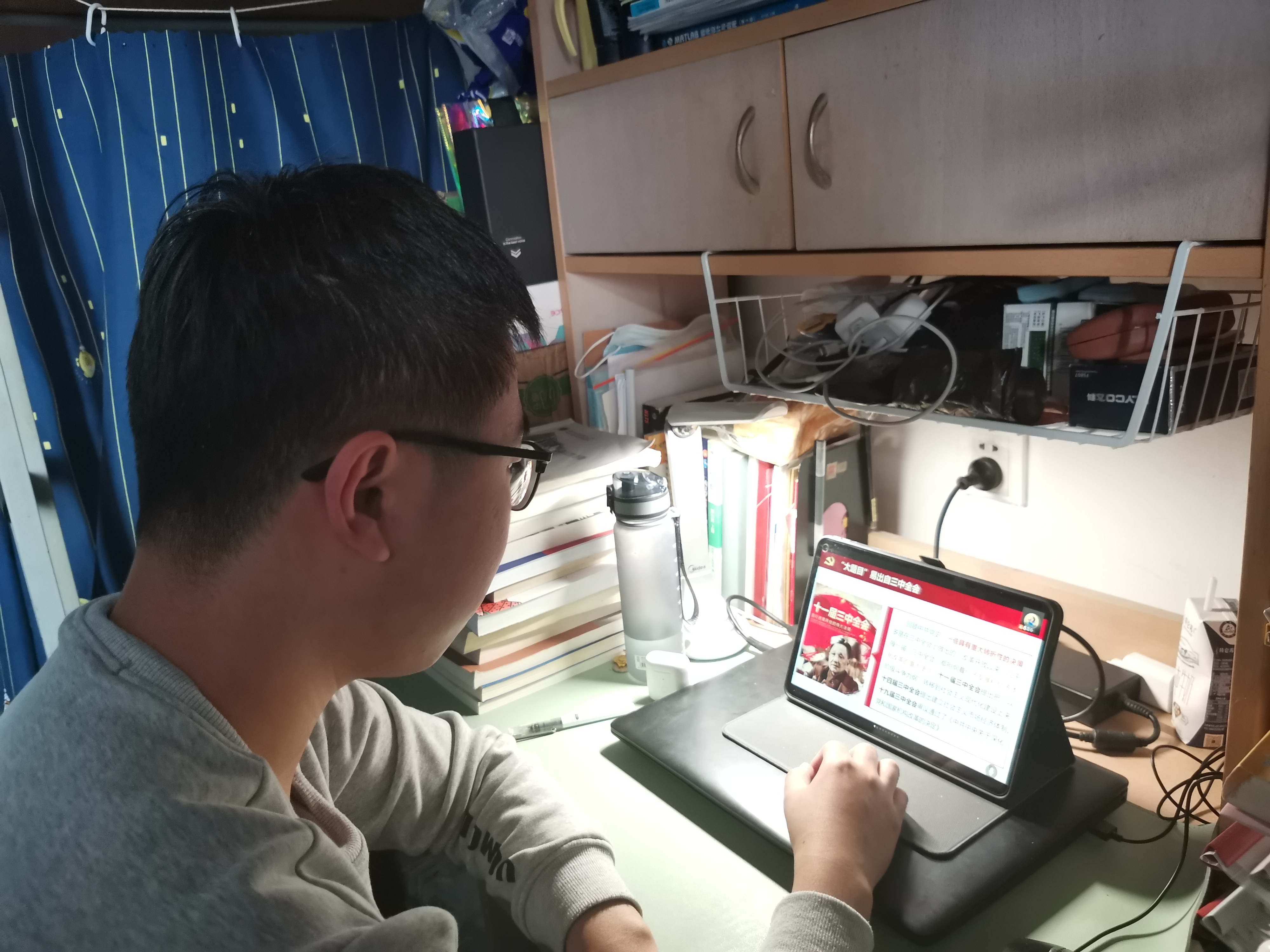 3862c819c61146b48e86b2742a366584.jpg 3862c819c61146b48e86b2742a366584.jpg