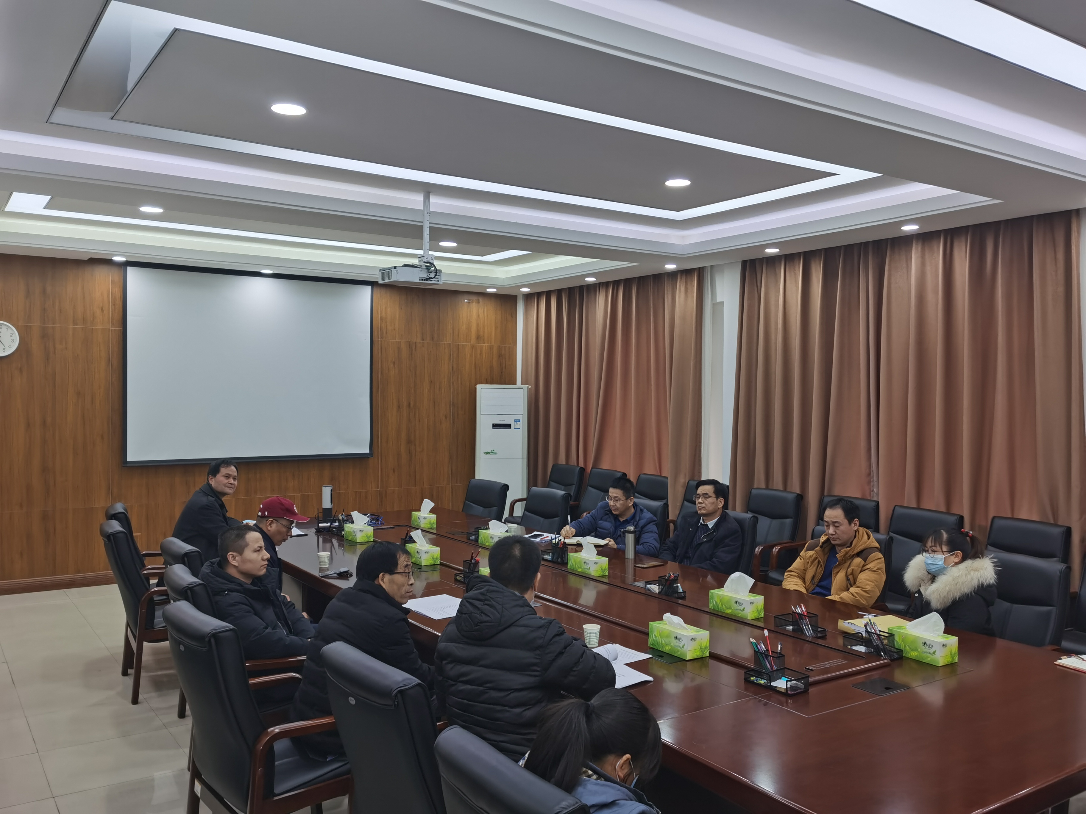 52adfcf96d58466fbfe9f5c71a666950.jpg 2.jpg