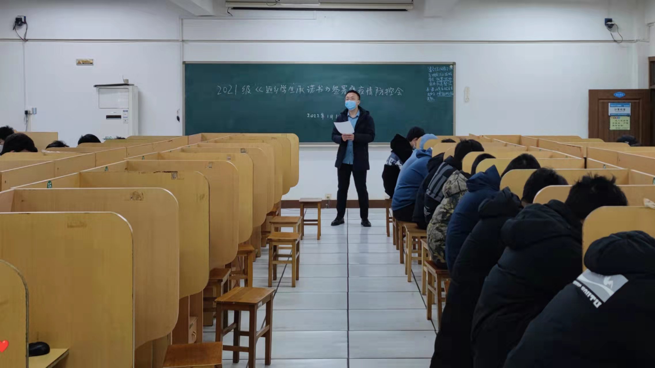 cee382f7f7874bb7afbe2526ec76be05.jpg cee382f7f7874bb7afbe2526ec76be05.jpg