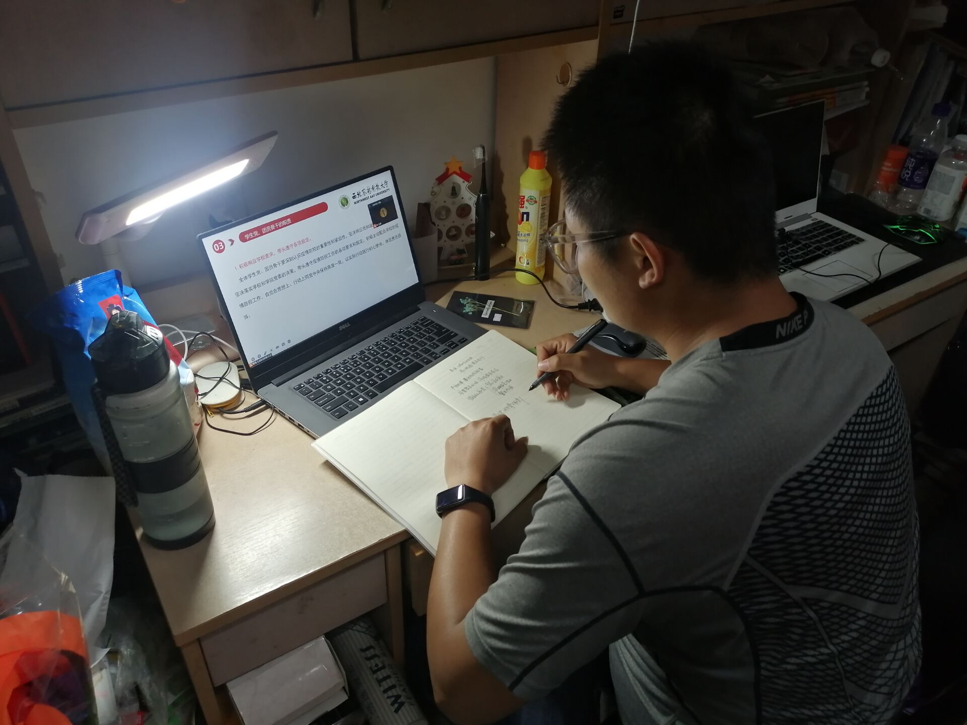 a526d8493c85438ca8ce8d03c5be0de9.jpg a526d8493c85438ca8ce8d03c5be0de9.jpg