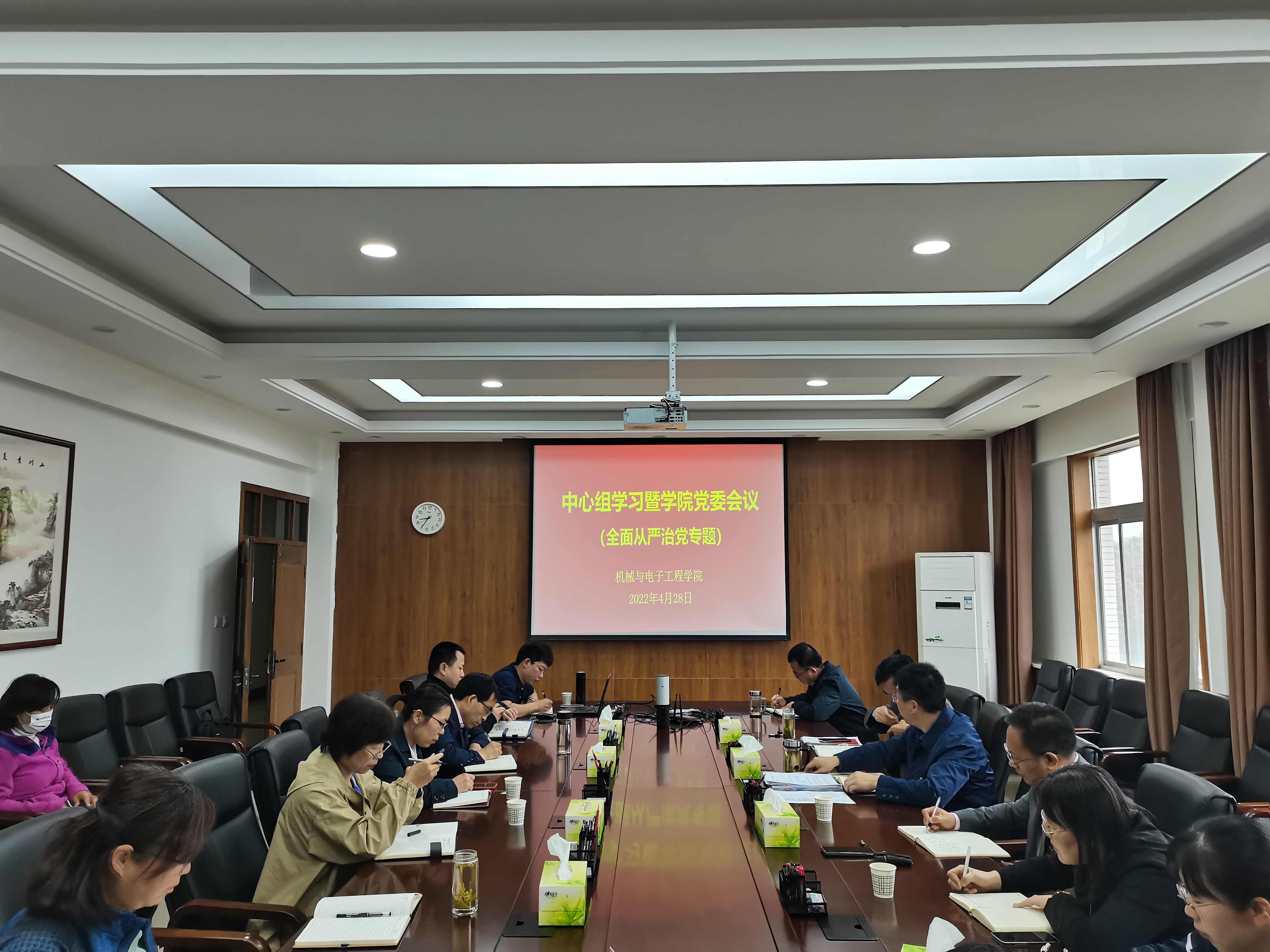 d2d5ed1b26ec414388473d8f1e13c2df.jpg d2d5ed1b26ec414388473d8f1e13c2df.jpg