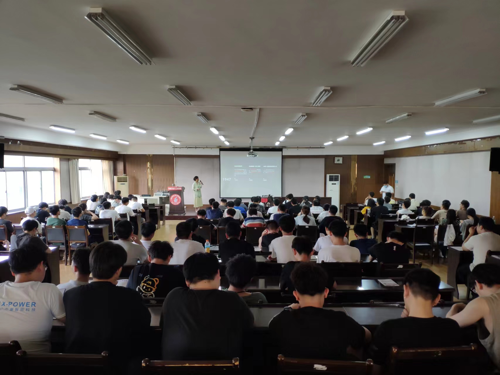 b31d00c9e9bd458b9426429c93399cce.jpg b31d00c9e9bd458b9426429c93399cce.jpg