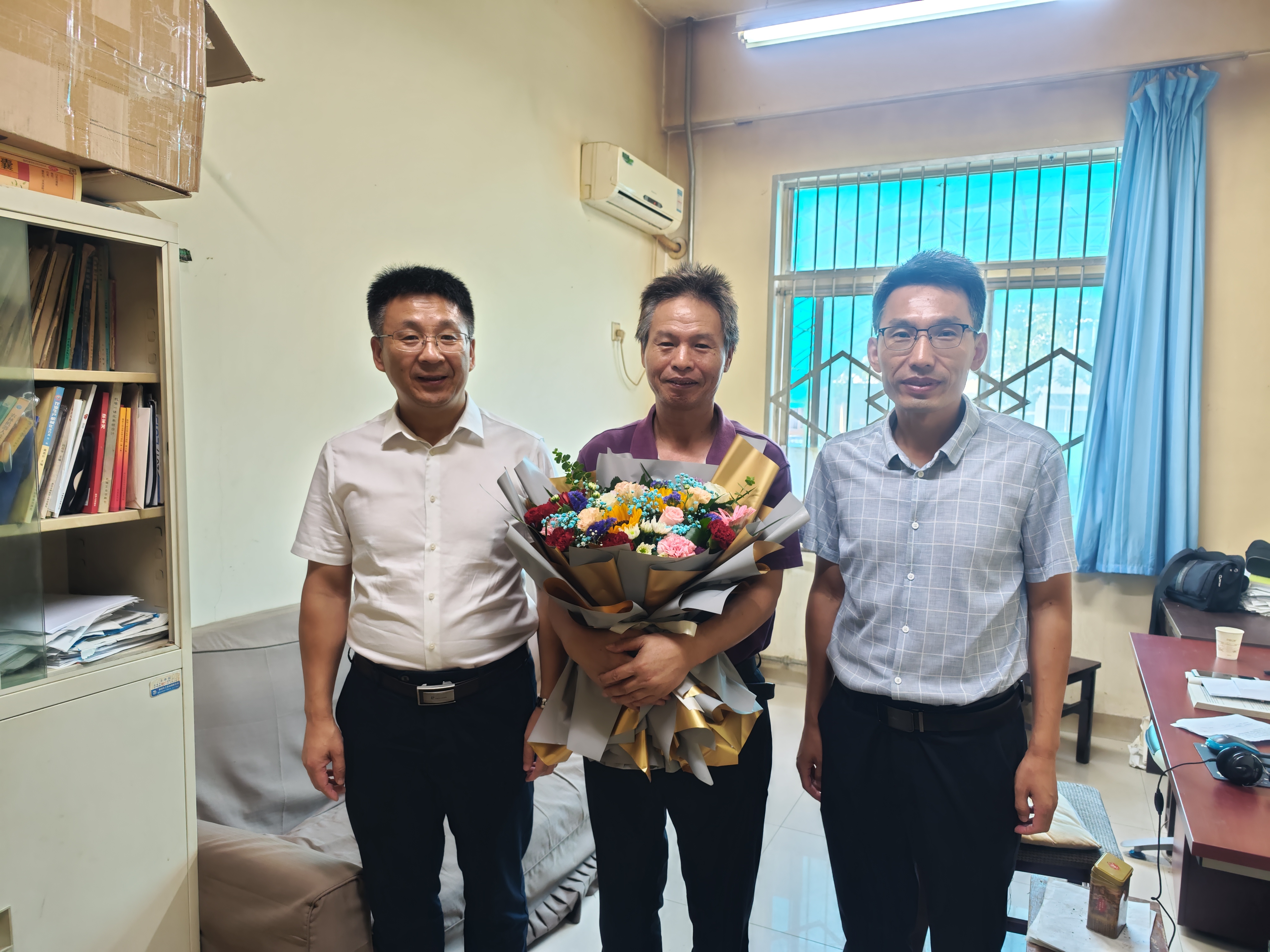 6f4e0328cd1e4b0e9c40b4f7f06d9b98.jpg 6f4e0328cd1e4b0e9c40b4f7f06d9b98.jpg