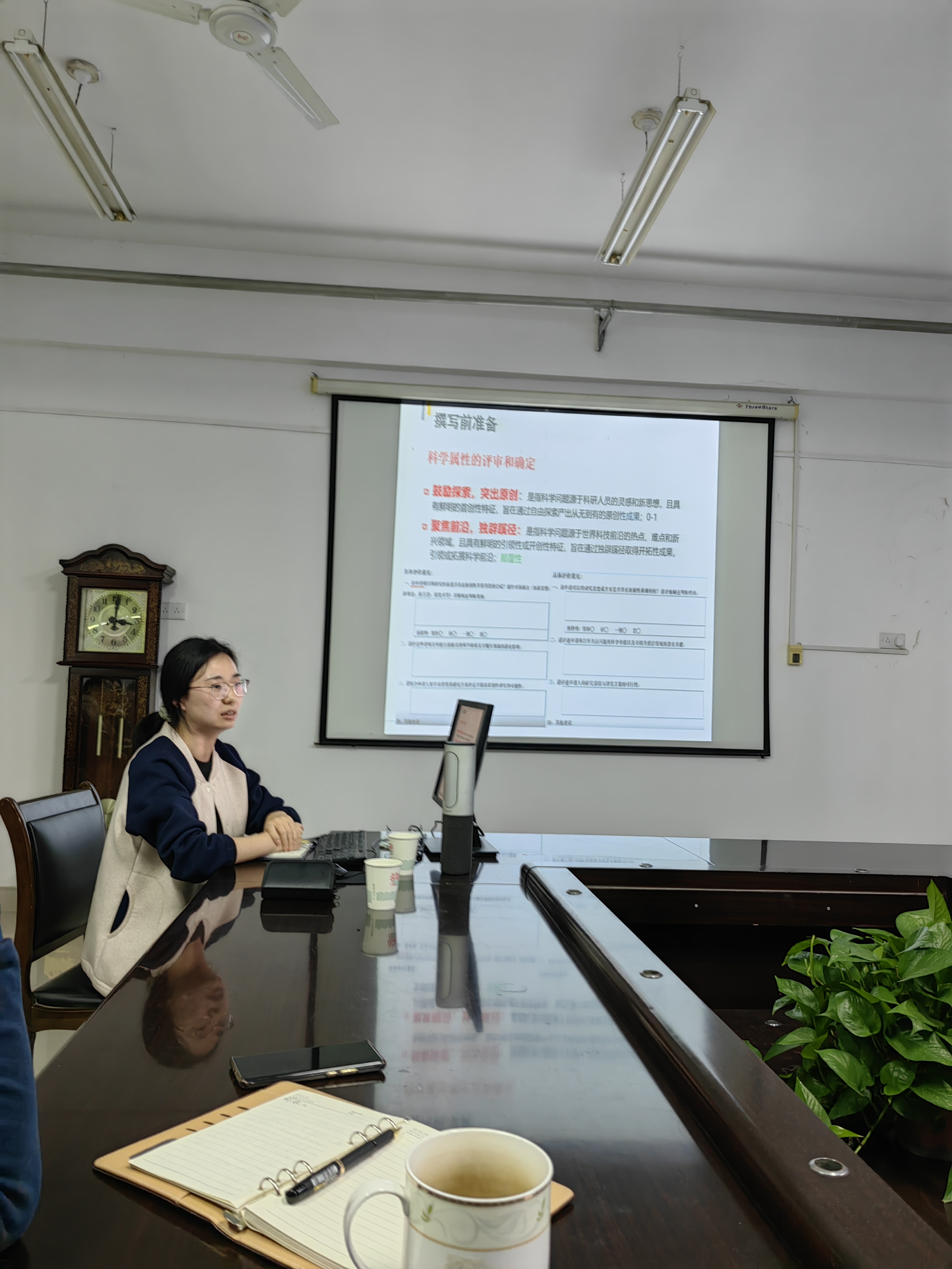 9abb5a26996c4ef9996d41273185fbcc.jpg 9abb5a26996c4ef9996d41273185fbcc.jpg