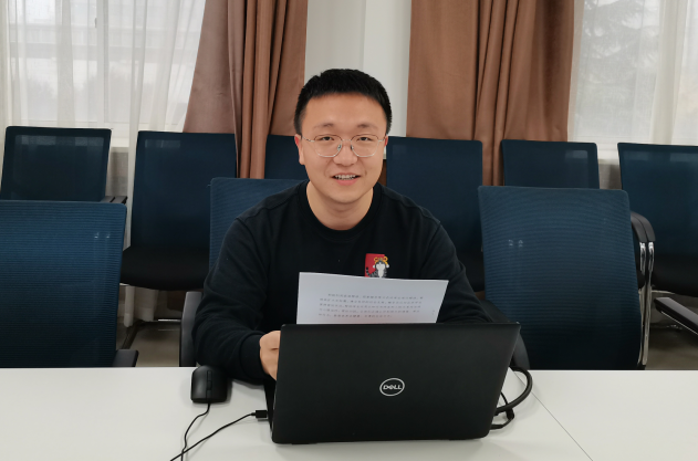 f5e6a004383846938d380152d505eaf4.png 05.png