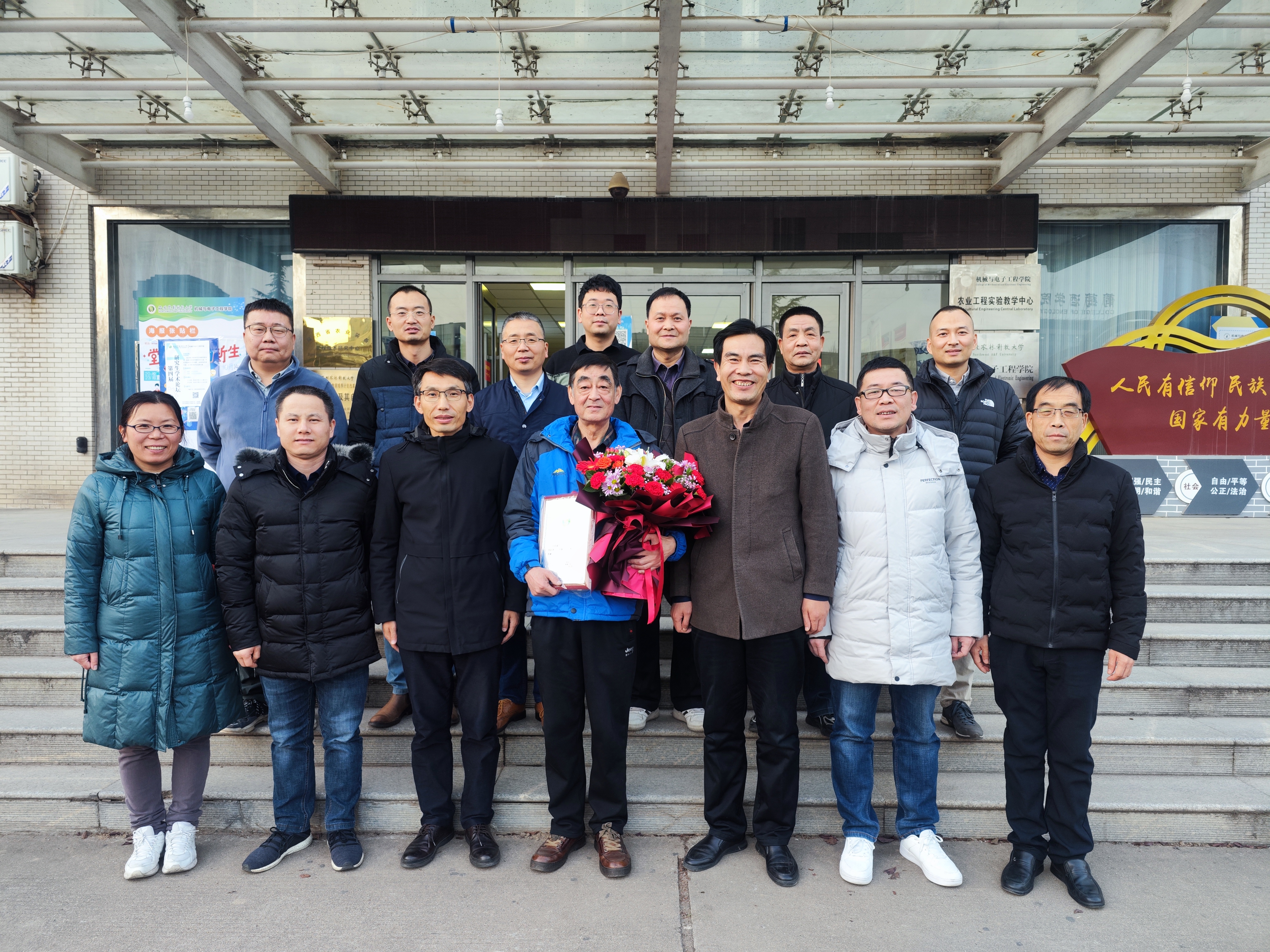 1d0fd8d2dbc9484e9f5bd0334a58fe35.jpg 1d0fd8d2dbc9484e9f5bd0334a58fe35.jpg