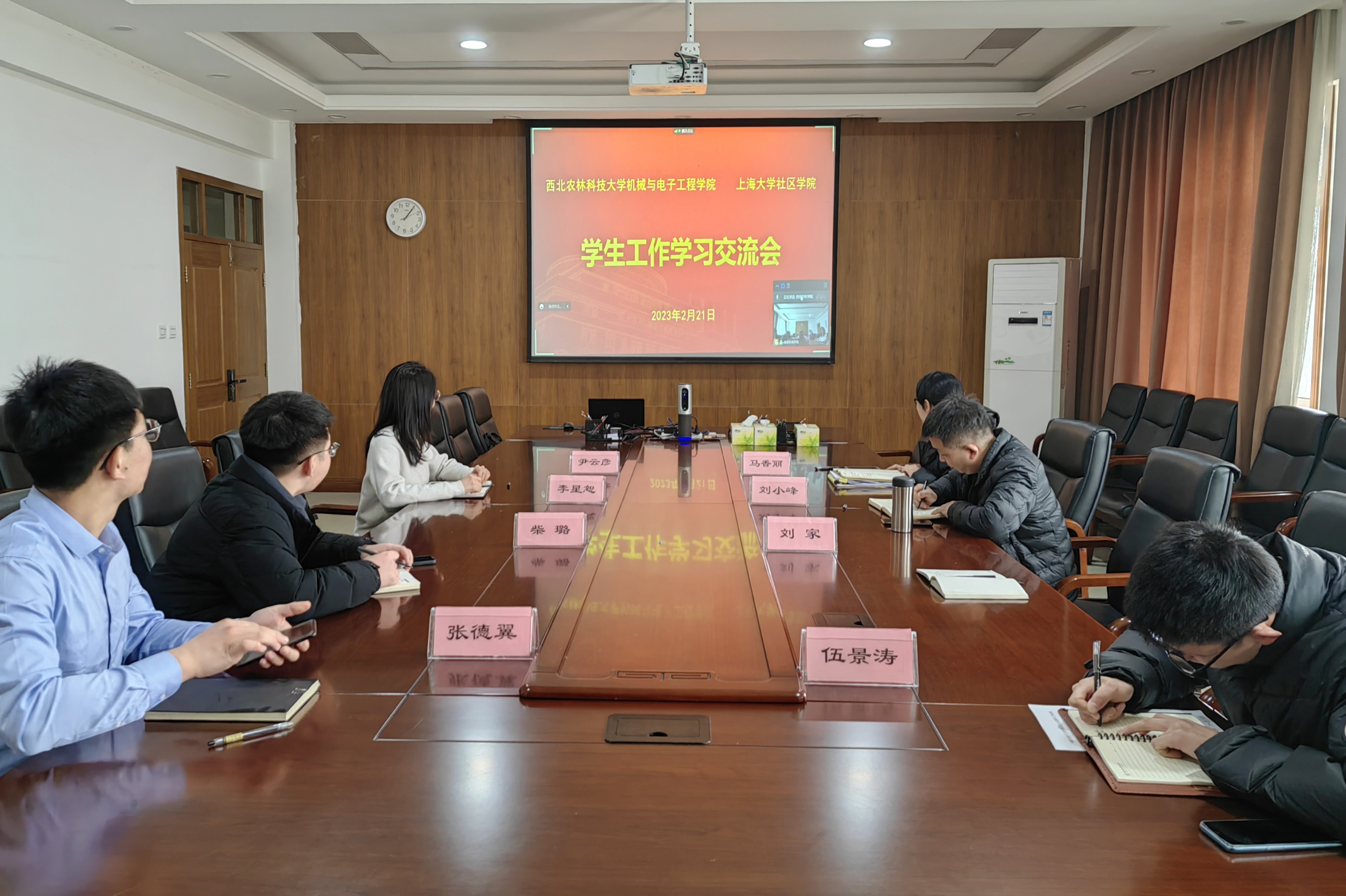 c965ab8c4ad24bdab0f96fb10fd82ae0.jpg c965ab8c4ad24bdab0f96fb10fd82ae0.jpg