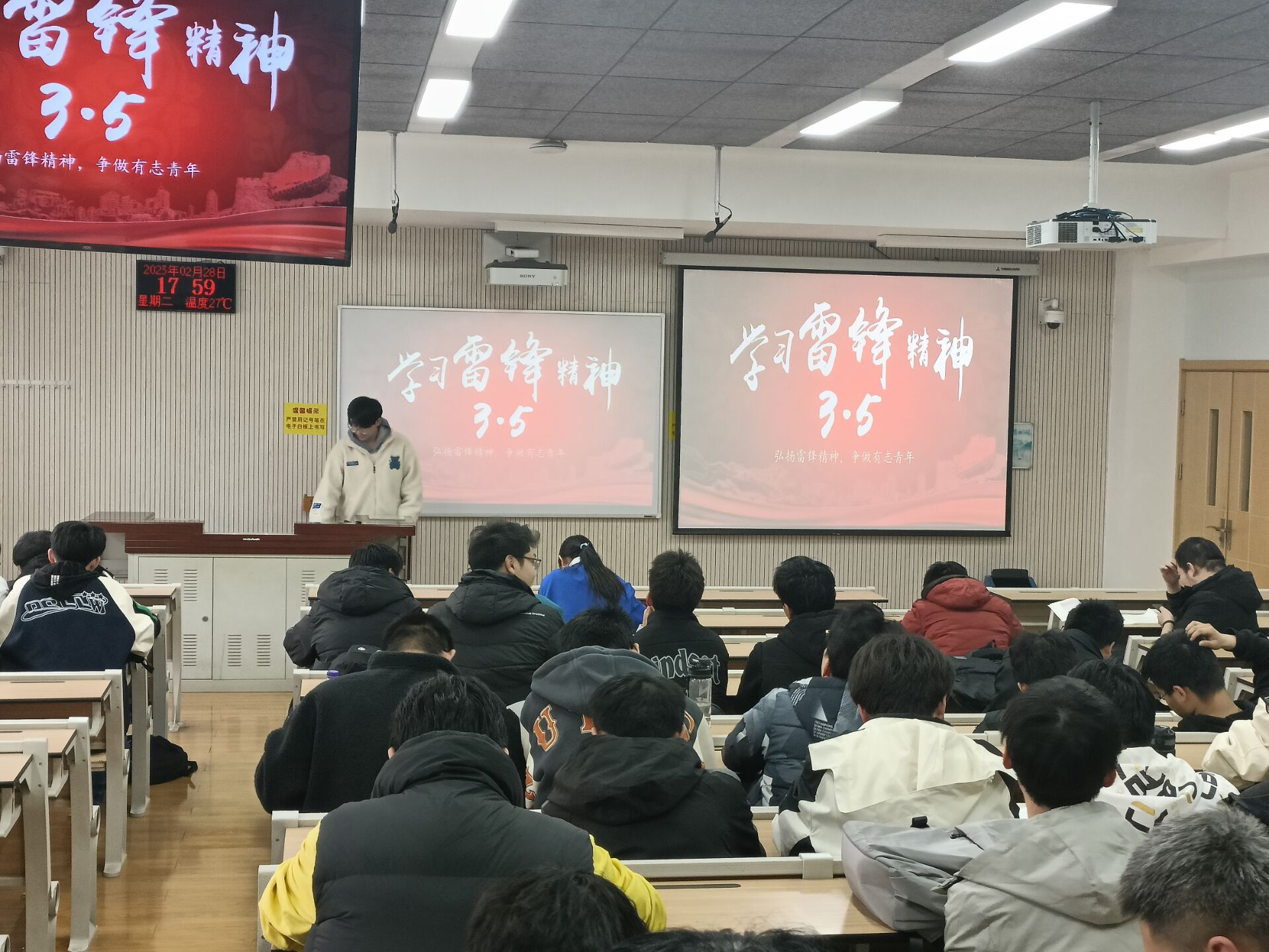 12f721d976b8436893add55185bde9ba.jpg 12f721d976b8436893add55185bde9ba.jpg