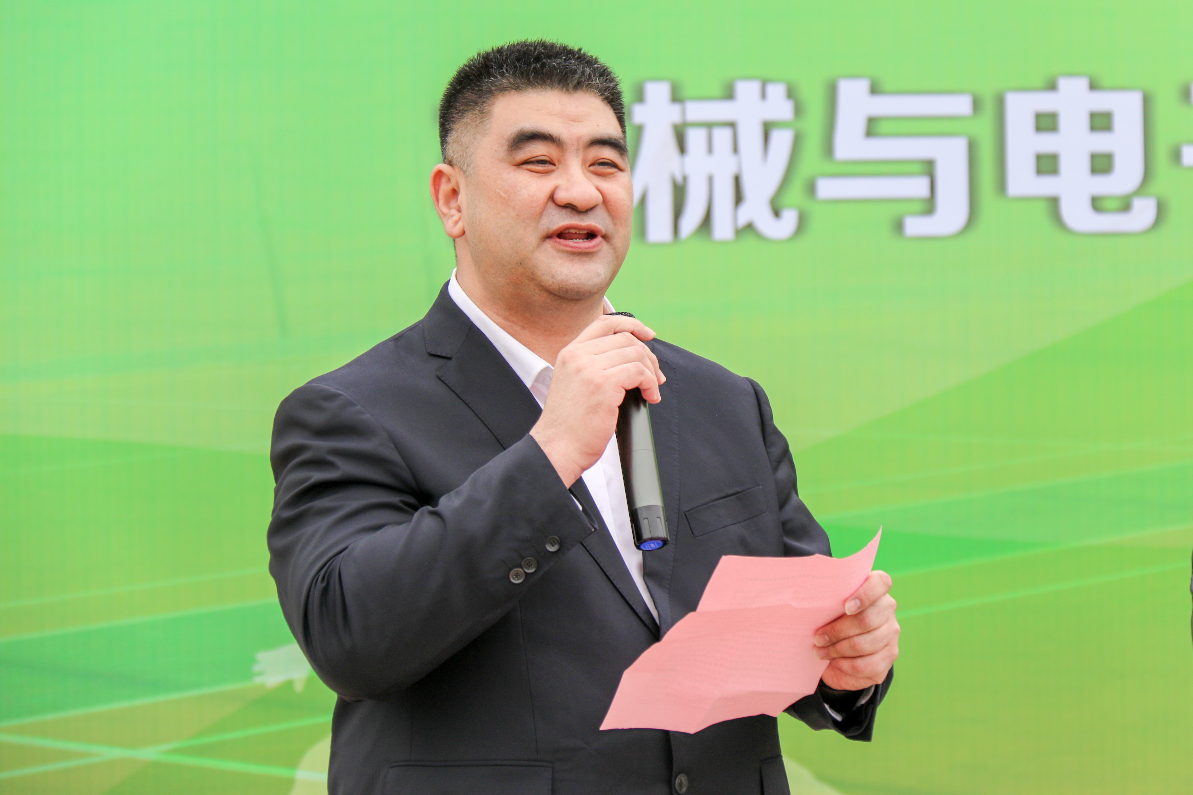 cec345c01ca149a396cfbb526b05cbc5.jpg cec345c01ca149a396cfbb526b05cbc5.jpg