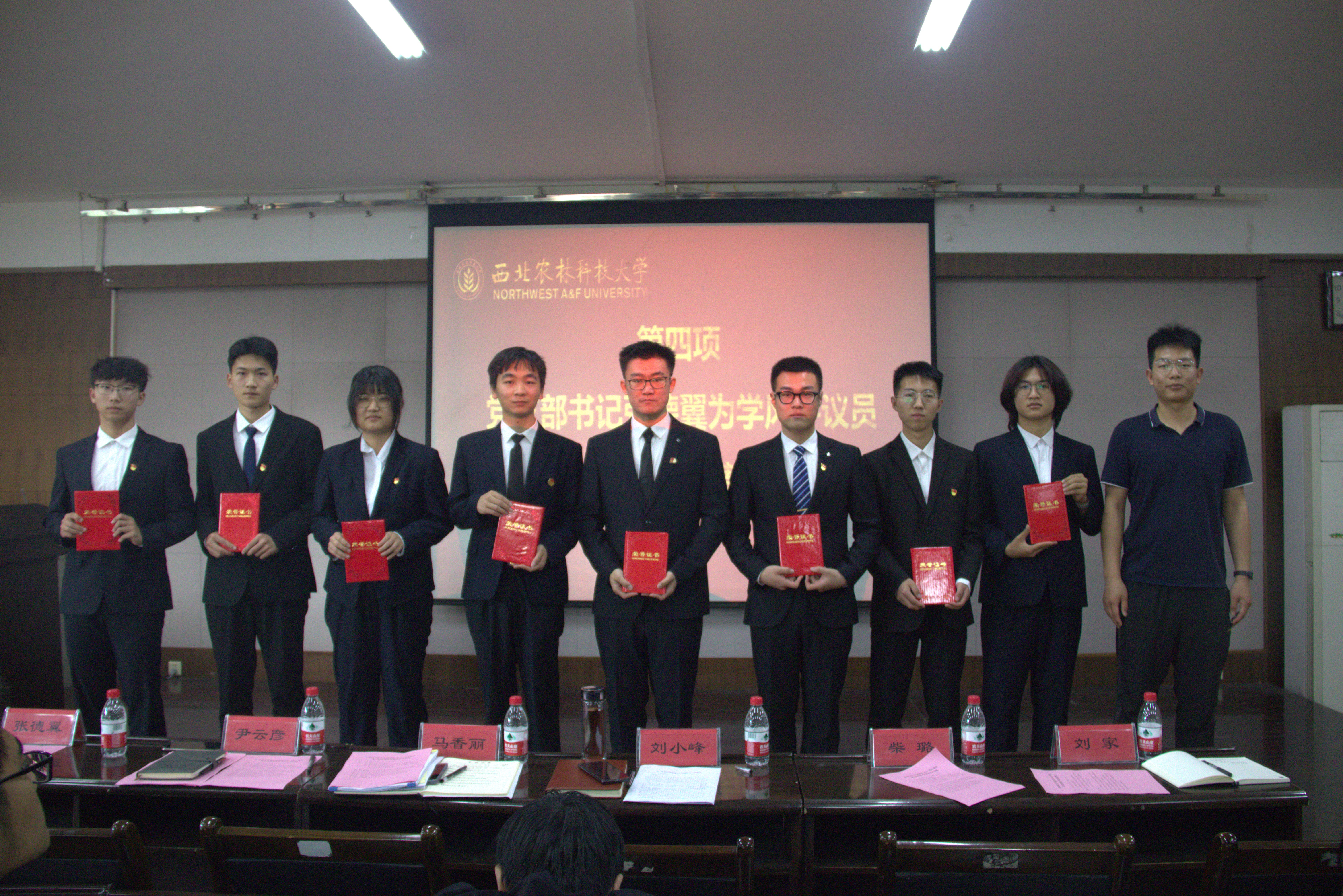 700d423116a649509ef9e65a085347ce.jpg 700d423116a649509ef9e65a085347ce.jpg